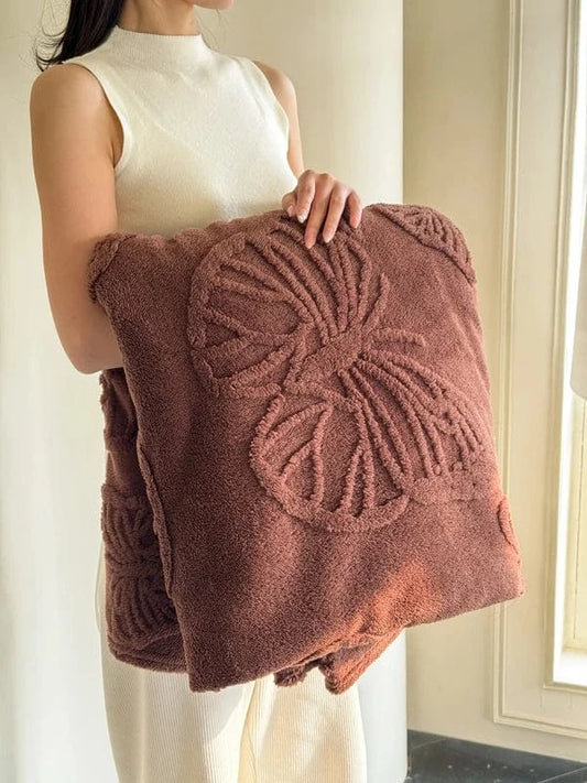 1pc Butterfly White Four Seasons Flannel Blanket with Exquisite 3D Butterfly Comfortable and Warm Suitable for Bed Sofa Camping