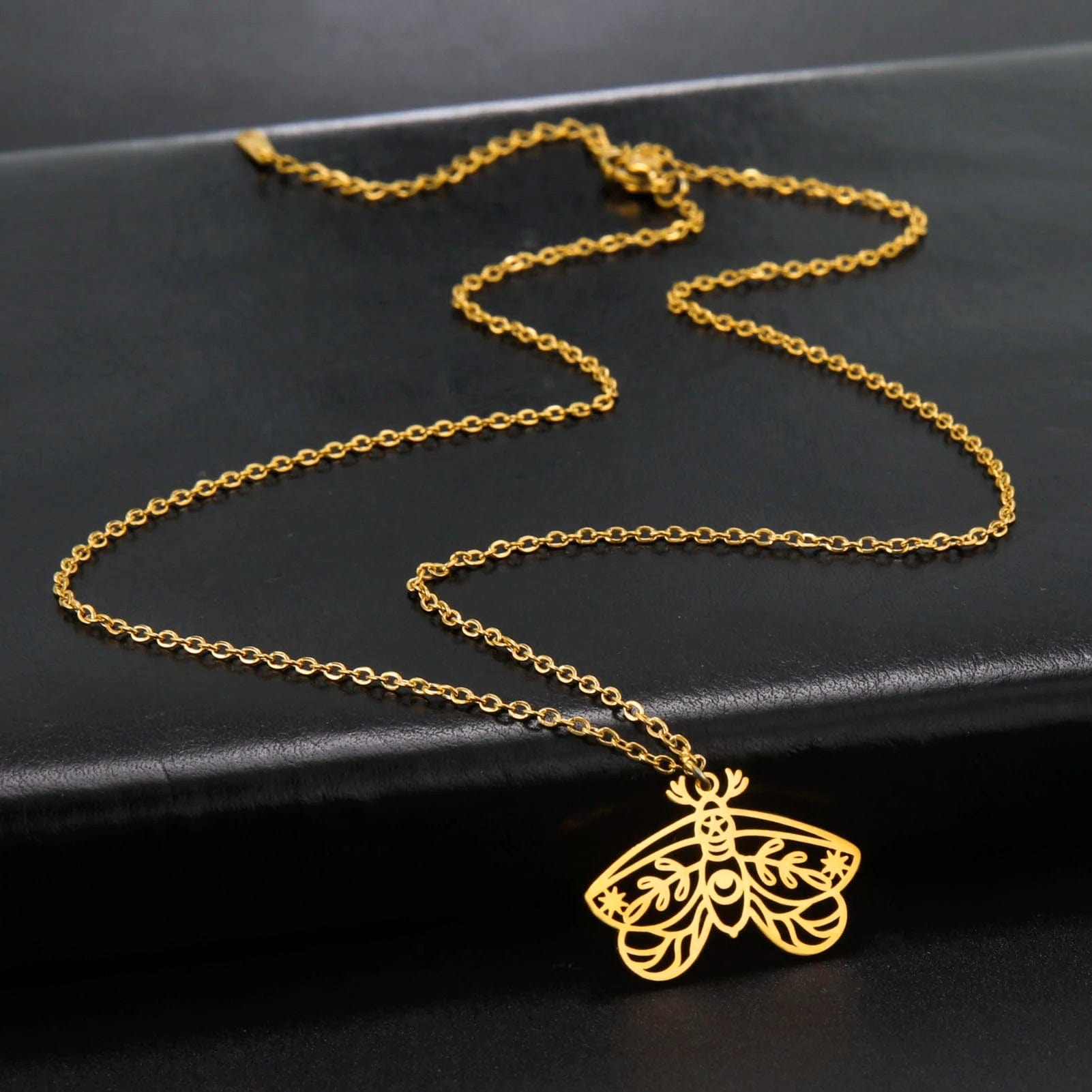 Aesthetic butterfly gold necklace