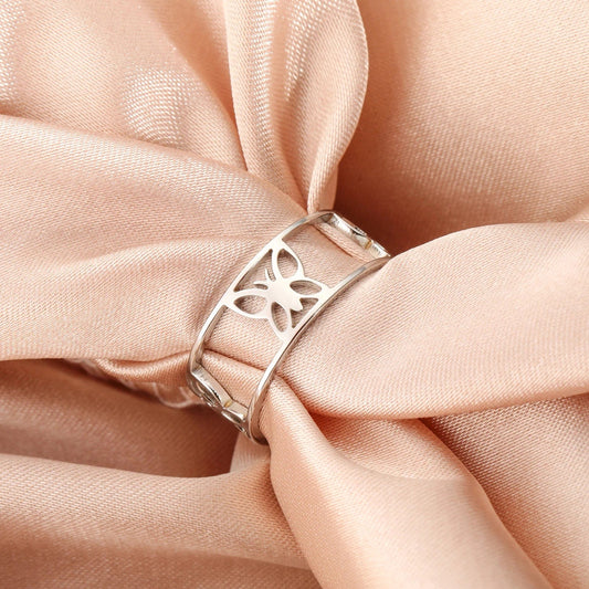 Sipuris Butterfly Hollow Rings For Women Stainless Steel Hip Hop Vintage Animal Ring Jewelry Weddings Gifts Wholesale